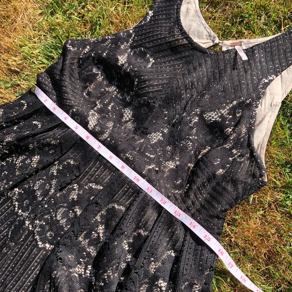 Free people black lace dress - Picture 4 of 6